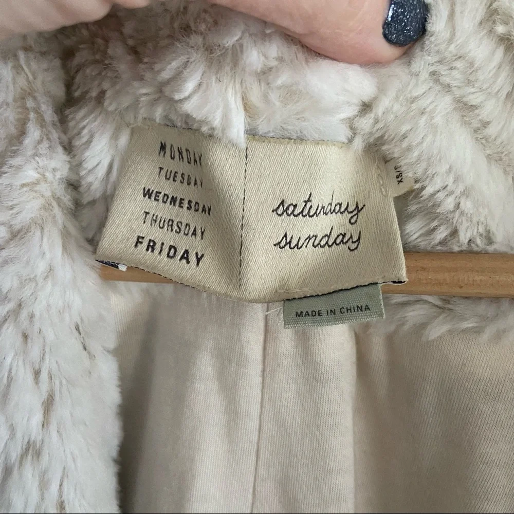 ANTRHO Faux Fur Cocoon Cardigan‎